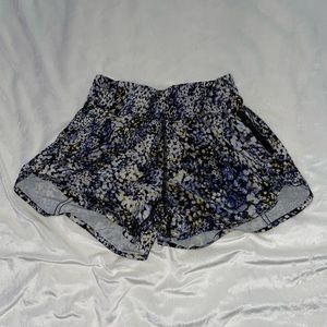 💜 Lululemon Running Shorts 💜